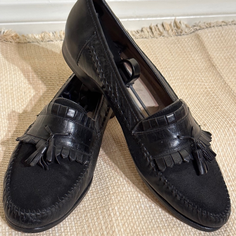 Men’s Slip-on Black Leather with Suede Insert and Leather Kiltie and Tassel